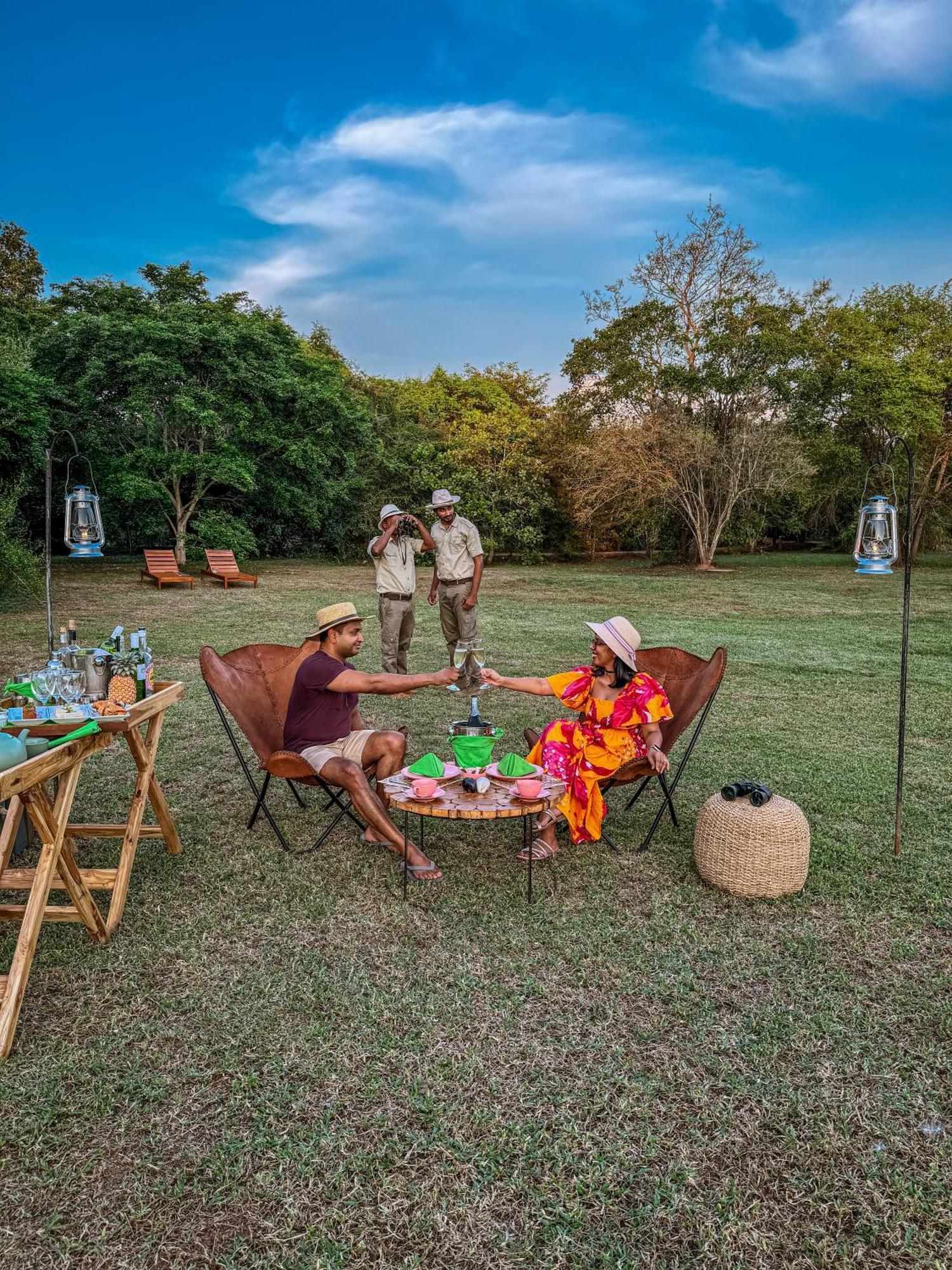 Luxury tent Glamping By Thamaravila Wilpattu